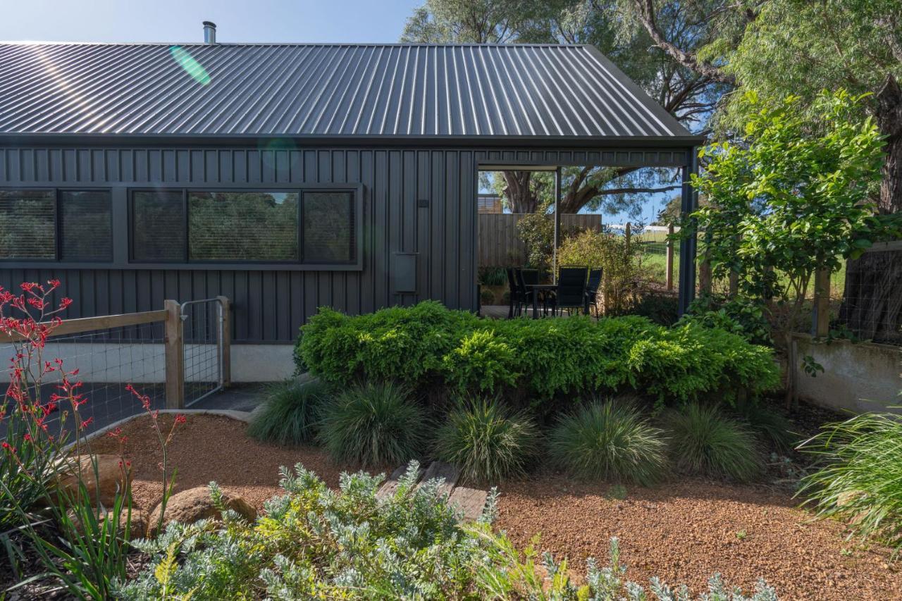 Margaret River Bungalow-1-Street - Pet Friendly Экстерьер фото